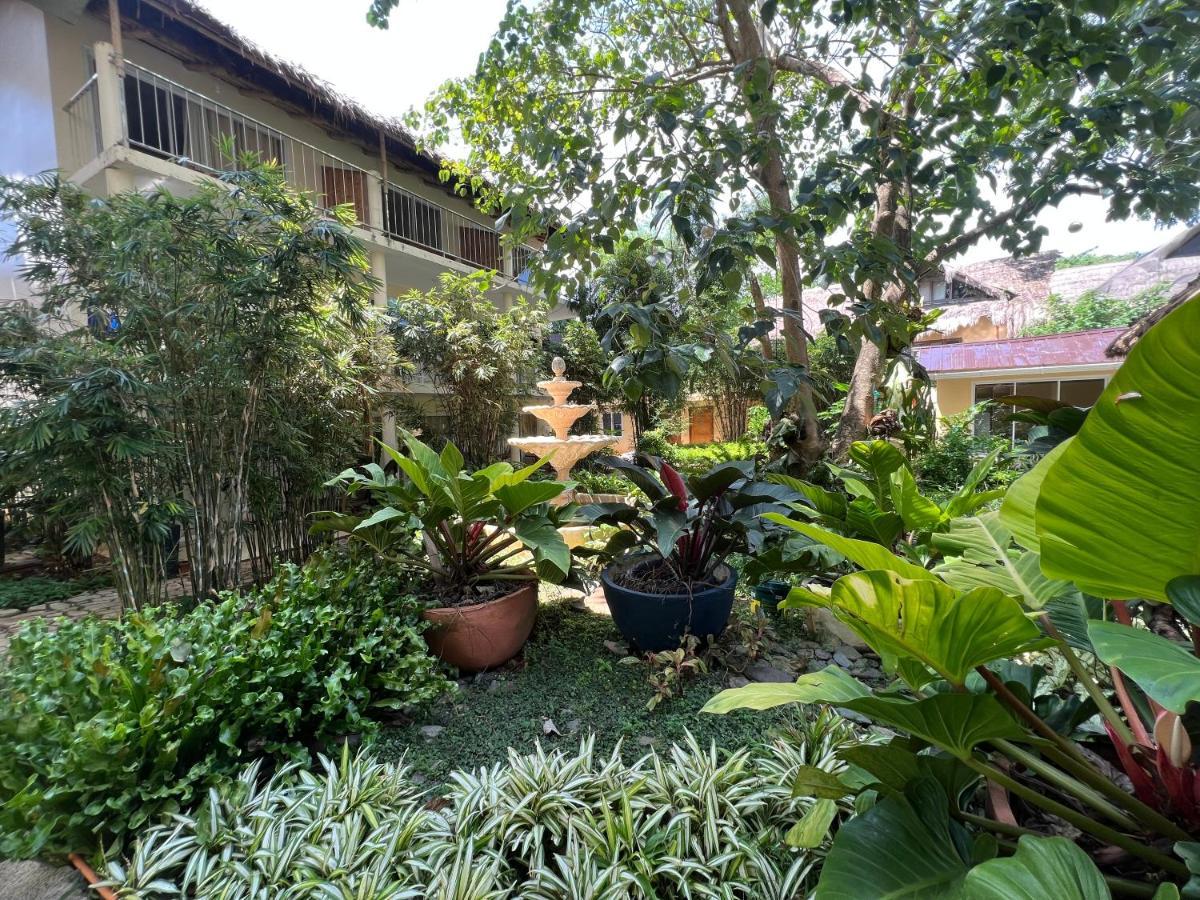 Boracay Amor Apartment Balabag  Экстерьер фото
